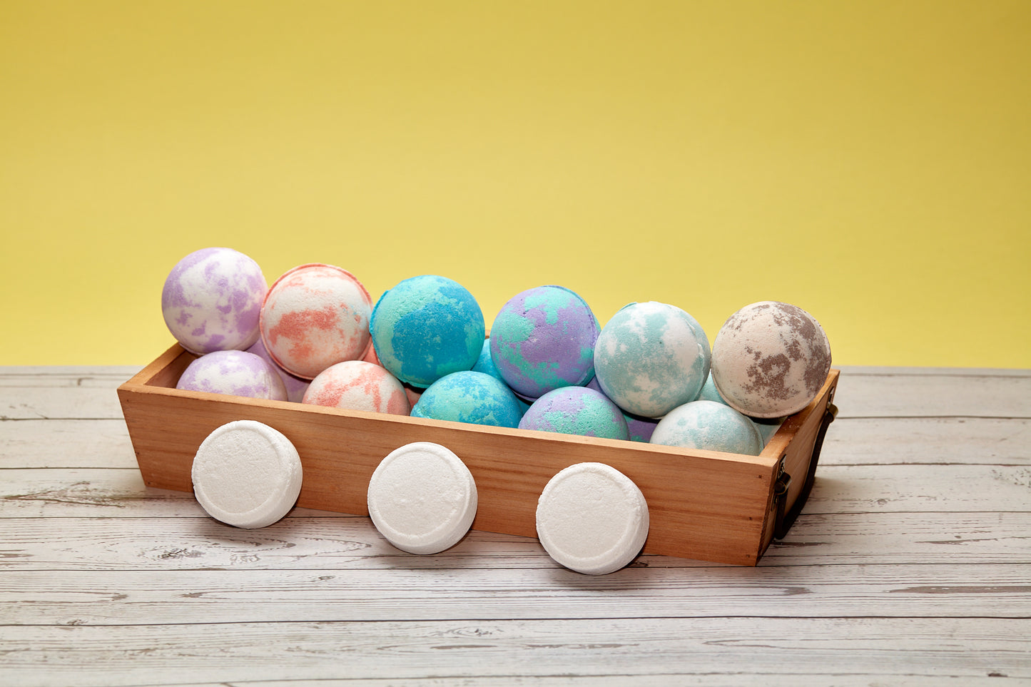 Sandalwood Vanilla Bath Bomb